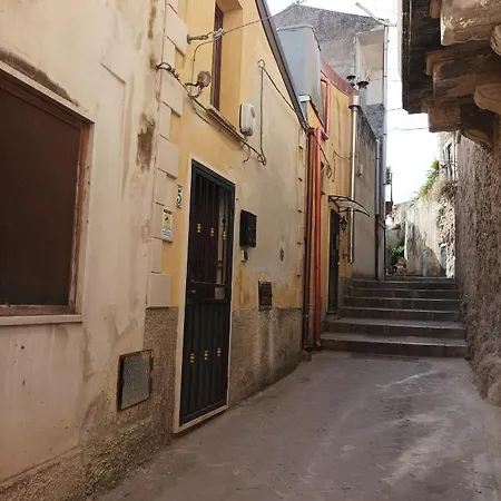 Casa Manuel Modica